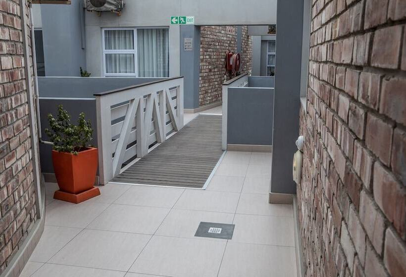 اتاق استاندارد, Swakopmund Plaza