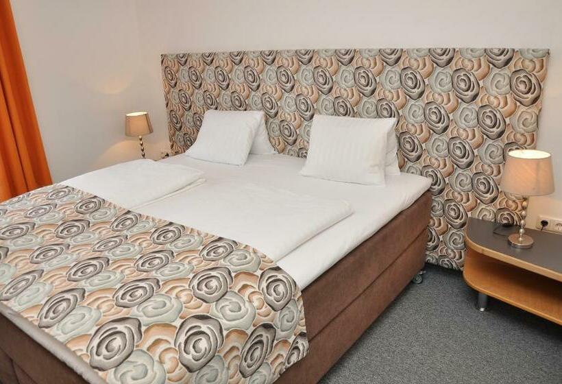 Номер Стандарт, Torwirt