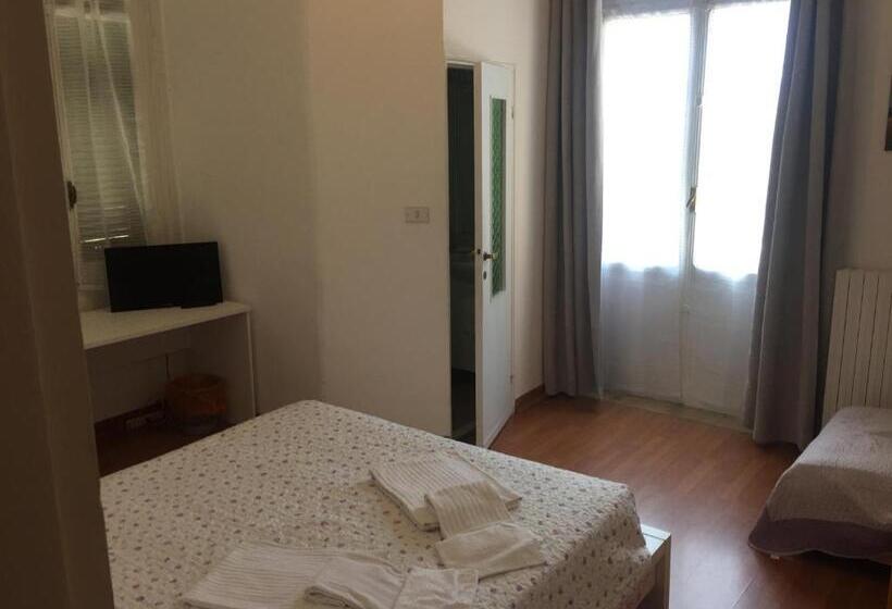 발코니 디럭스 룸, Villa Cristina