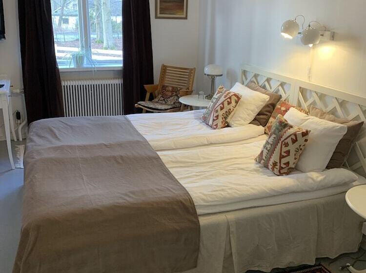 Номер Стандарт, Furulidens B & B