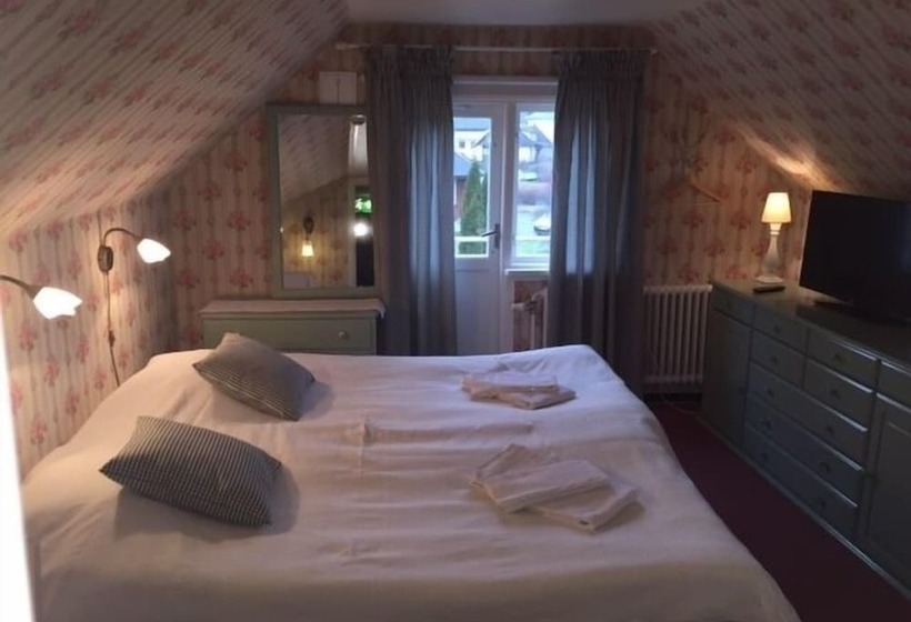 标准间, Furulidens B & B