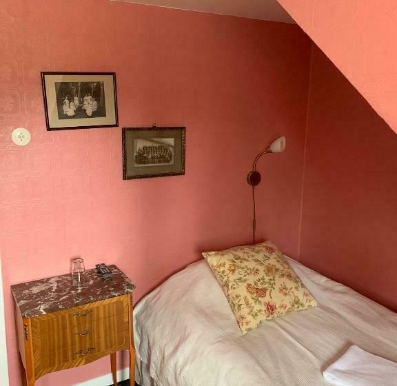 Номер Стандарт Индивидуальный Совместная Ванная, Furulidens B & B
