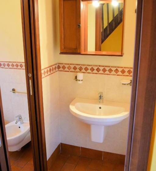 חדר סטנדרט לארבעה, Corte Certosina