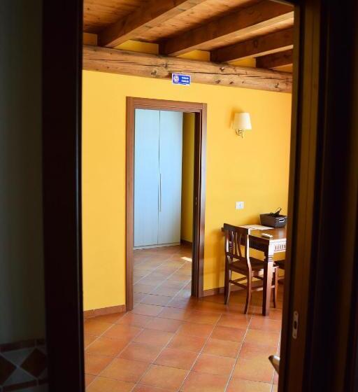 חדר סטנדרט לארבעה, Corte Certosina