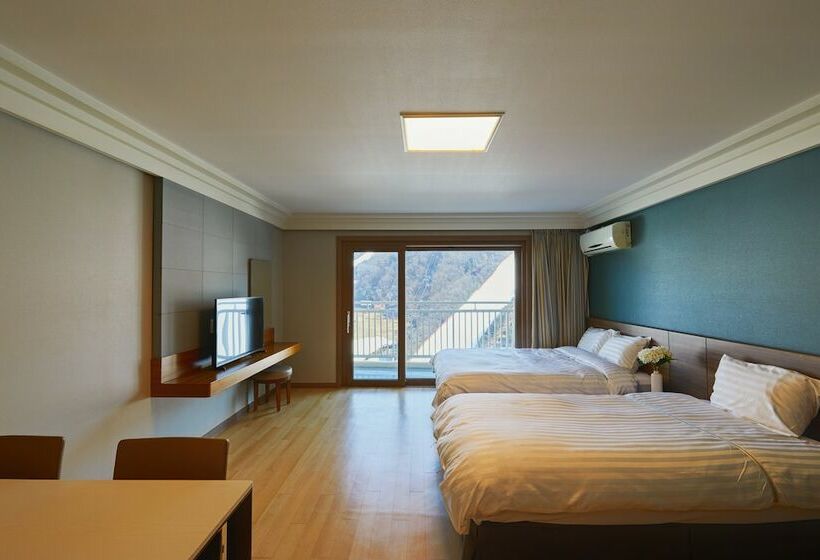 Семейный Номер, Vivaldi Park