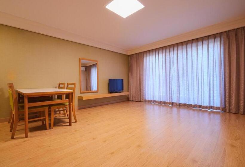 Семейный Номер, Vivaldi Park