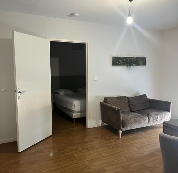 سوییت خانوادگی, Zenao Appart