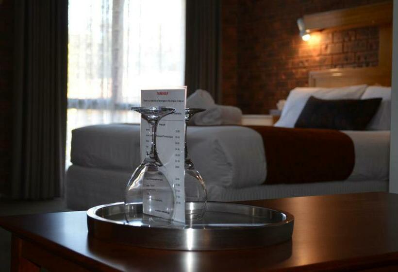 Президентский Люкс, Advance Motel