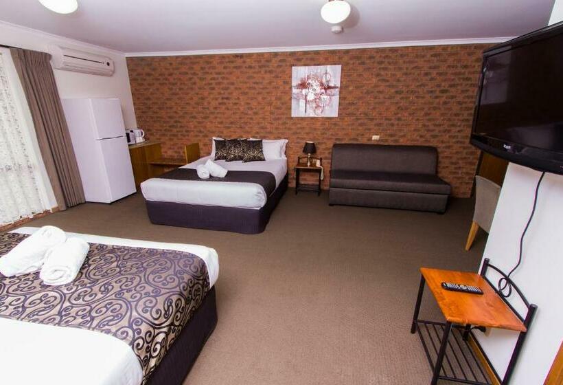 Family Suite, Advance Motel