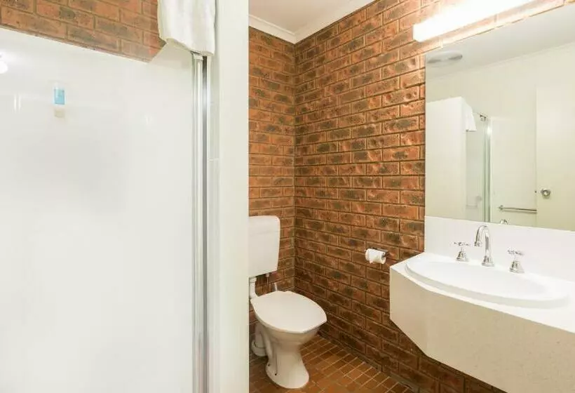 Deluxe-huone, Advance Motel