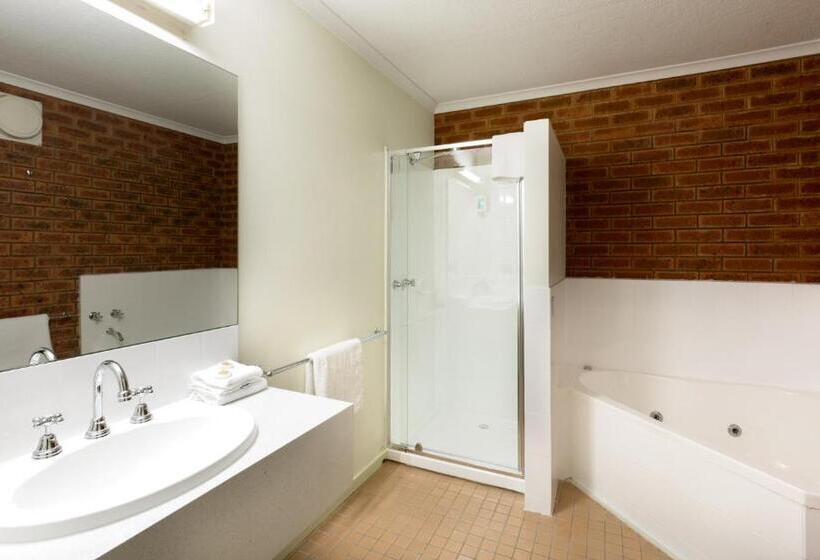 Президентский Люкс, Advance Motel