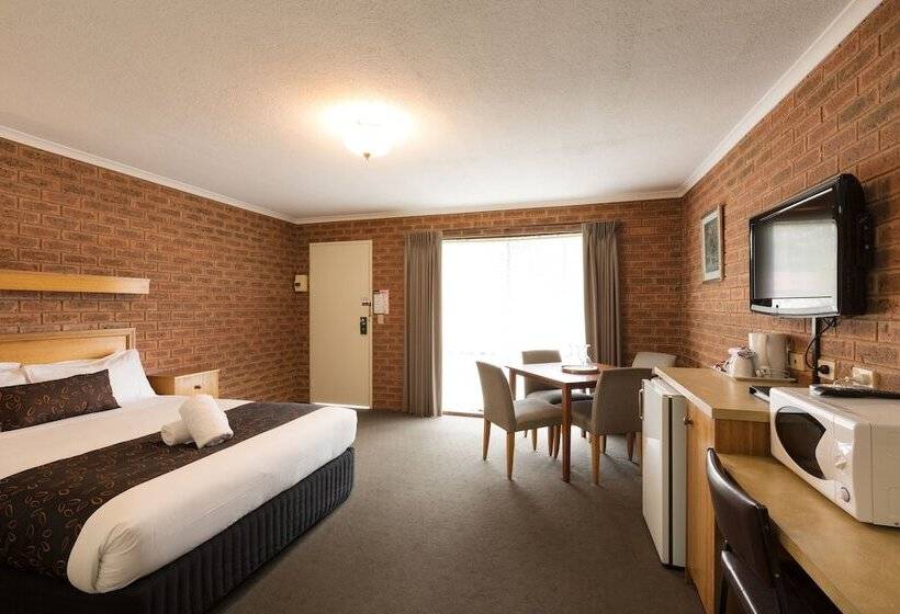 Люкс 2 Спальни, Advance Motel