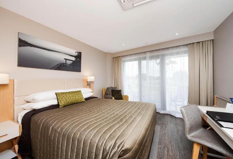 סטודיו דלוקס, Allure On Ocean Motel