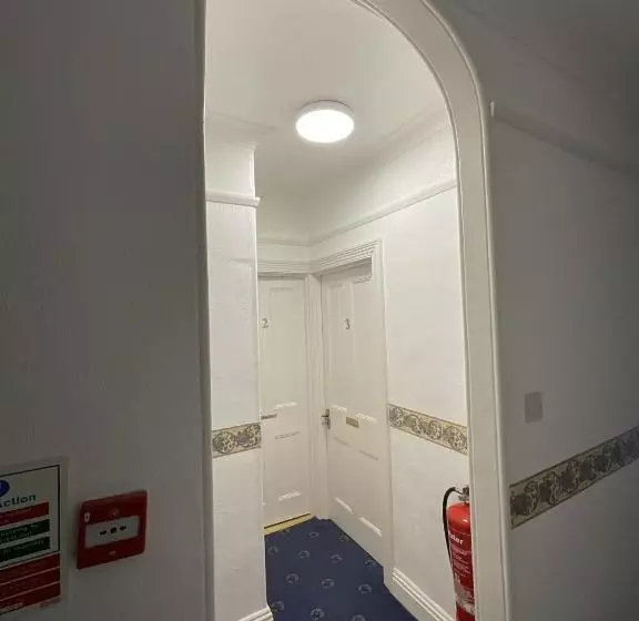 Standard room with outdoor bath, Pendrin Guest House