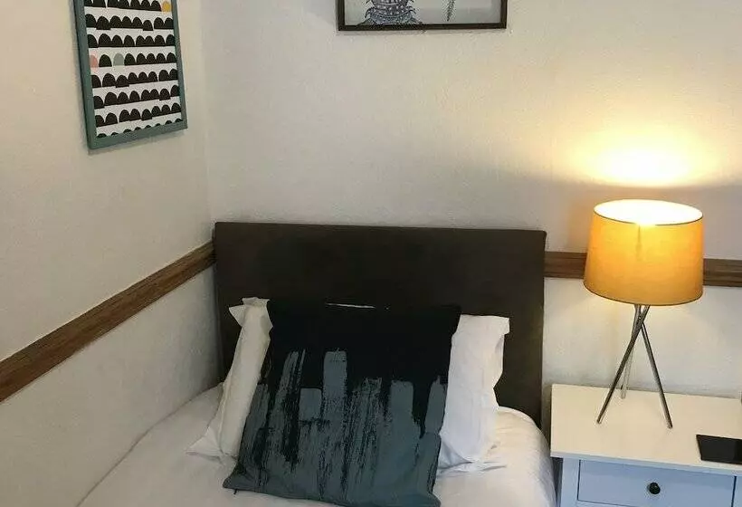 スタンダードシングルルーム, Tree Tops Guest House