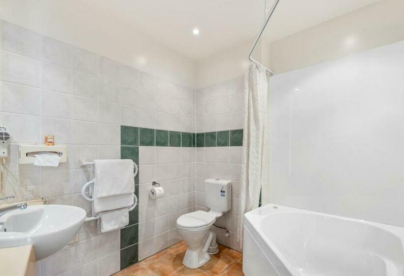 חדר סטודיו סטנדרד, Aristotles North Shore