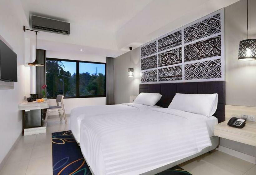 스탠다드 스튜디오, Aston Anyer Beach