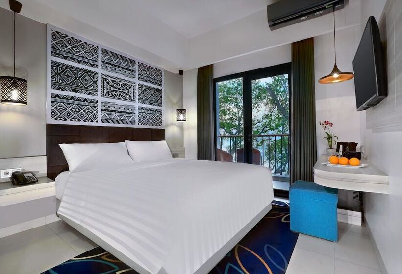 סוויטה, Aston Anyer Beach