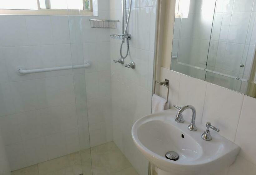 דירת שני חדרים עם מרפת, Bayview Beach Holiday Apartments