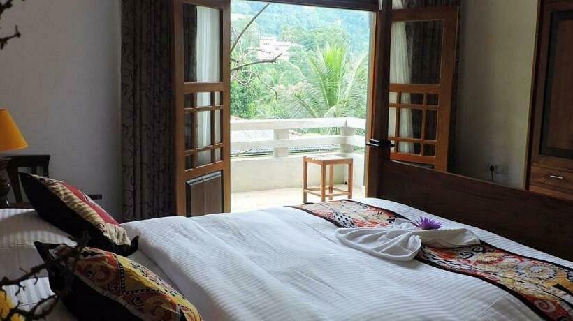 Deluxe Szoba, Gangula Villa