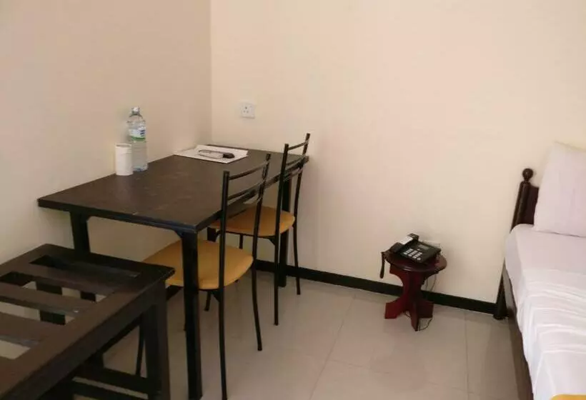 スタンダードルーム, Jayasinghe Holiday Resort
