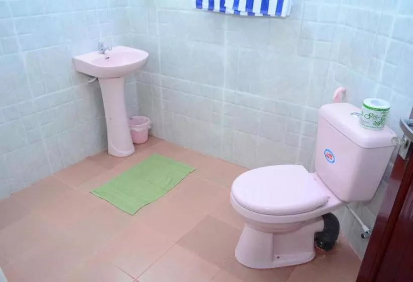 スタンダードトリプルルーム, Jayasinghe Holiday Resort