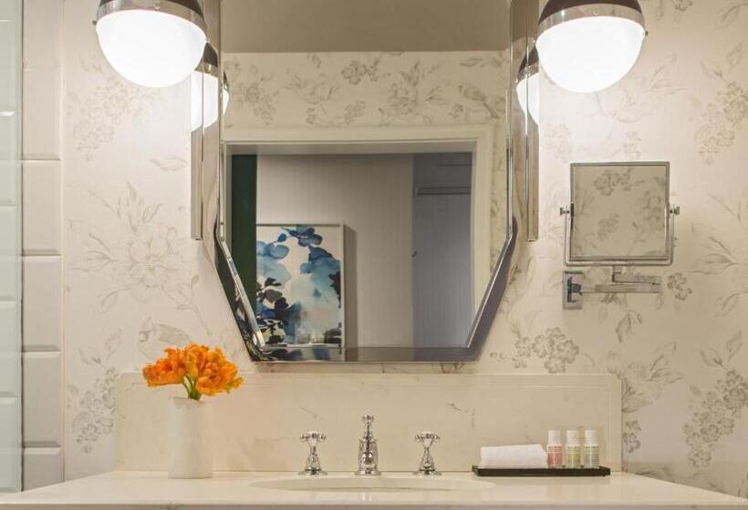 带城市景观的优质房间, Kimpton Cardinal Hotel, An Ihg