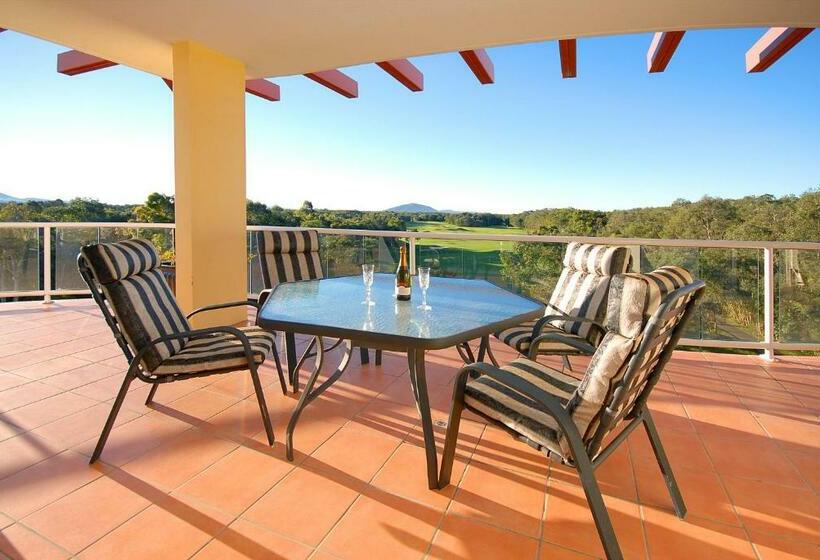 דירת שלושה חדרים, Magnolia Lane Apartments