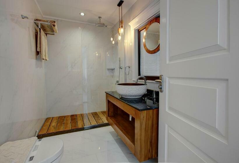 豪华海景房, Meis Exclusive