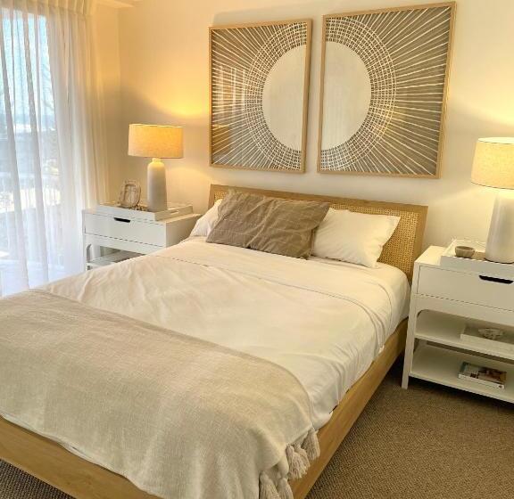 דירת דלוקס 2 חדרי שינה עם נוף לים, The Ritz Resort Heated Pool