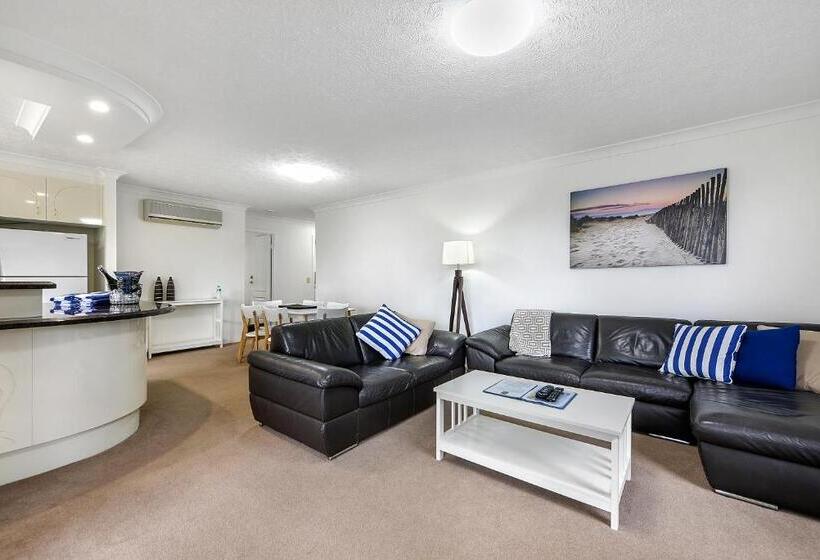 דירת חדר פרמיום עם מרפסת, The Ritz Resort Heated Pool