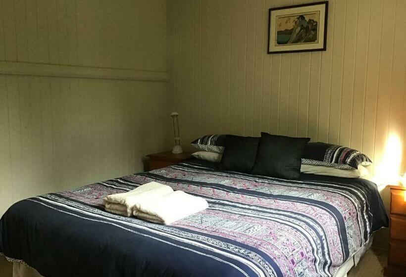 침실 2개 스위트, Rossmount Rural Retreat