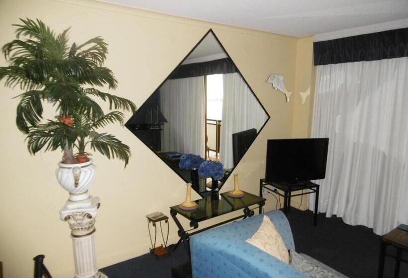 דירת חדר אקונומי, Trafalgar Towers