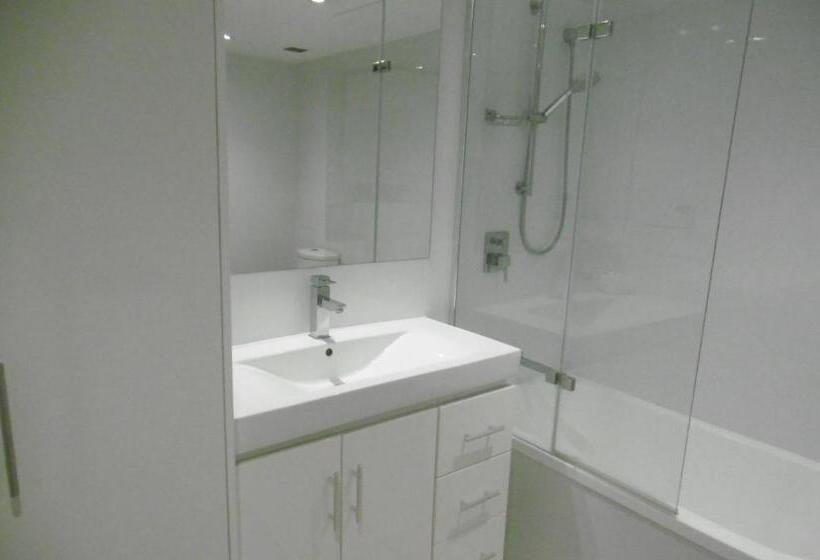 דירת דלוקס 2 חדרי שינה עם נוף לים, Trafalgar Towers