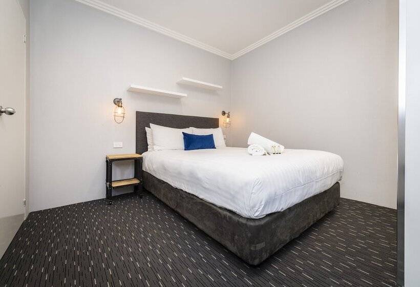 شقة غرفتين نوم مطلة على حمام السباحة, Merewether Motel