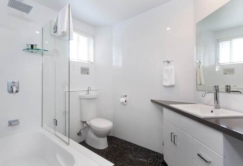 شقة غرفتين نوم مطلة على حمام السباحة, Merewether Motel