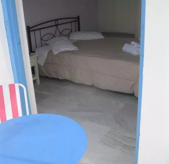اتاق کلاسیک چهارنفره, Very Kokkos Pension 2