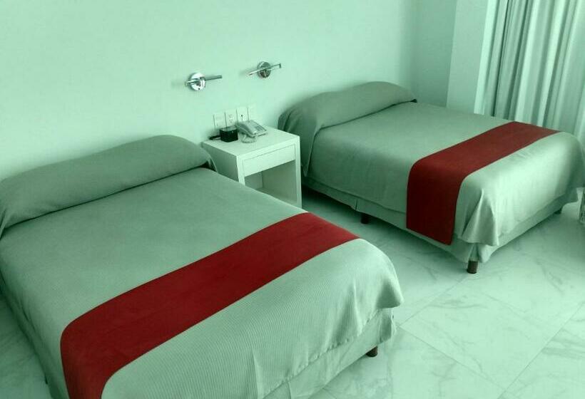 חדר סטנדרט שתי מיטות זוגיות, We Hotel Acapulco