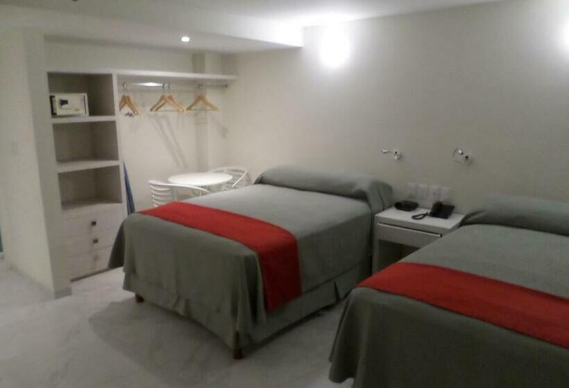 חדר סטנדרט שתי מיטות זוגיות, We Hotel Acapulco