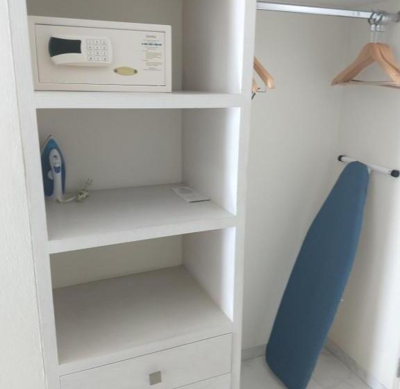 חדר סטנדרט שתי מיטות זוגיות, We Hotel Acapulco