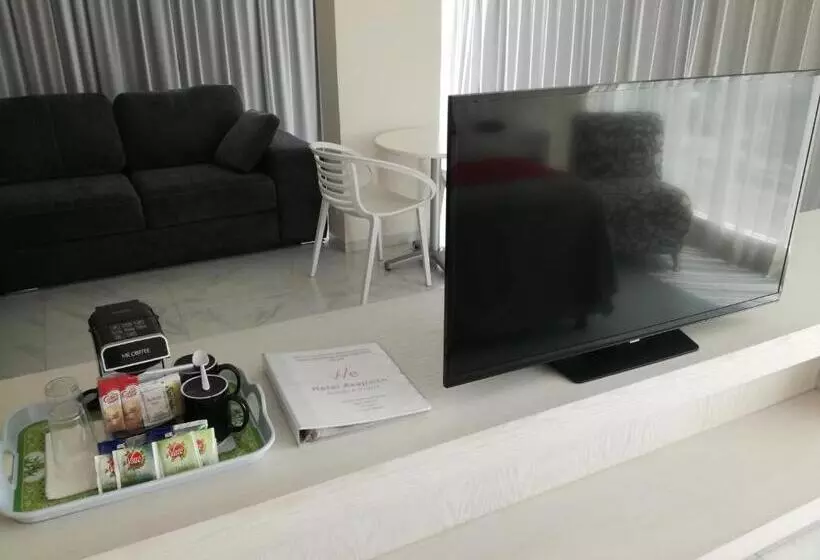 キングサイズベッドのスイートルーム, We Hotel Acapulco