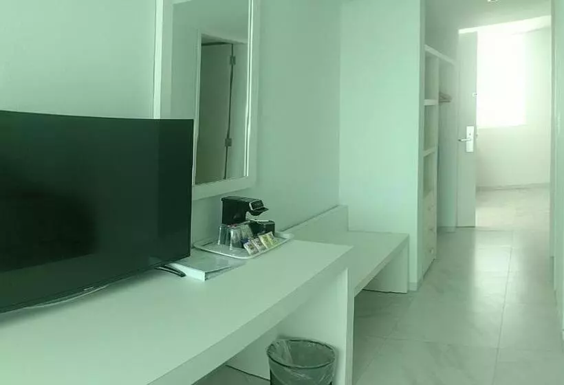ジュニアスイート, We Hotel Acapulco