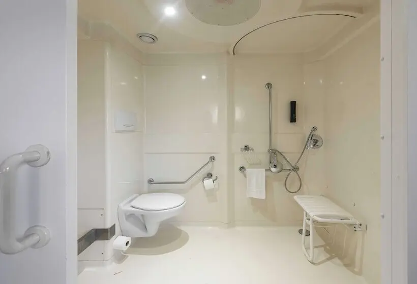 Standard-invahuone, B&B HOTEL Toulouse Cité de l'Espace Hurel