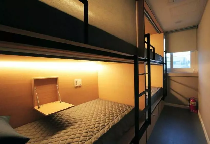 تختخواب در اتاق مشترک, Blueboat Hostel Gyeongju