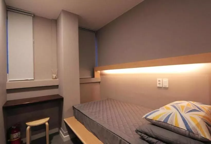 اتاق استاندارد با سرویس بهداشتی مشترک, Blueboat Hostel Gyeongju