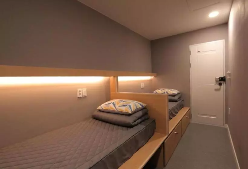 اتاق استاندارد با سرویس بهداشتی مشترک, Blueboat Hostel Gyeongju