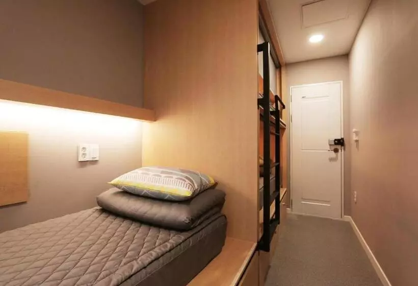 اتاق استاندارد سه تخته با سرویس بهداشتی مشترک, Blueboat Hostel Gyeongju