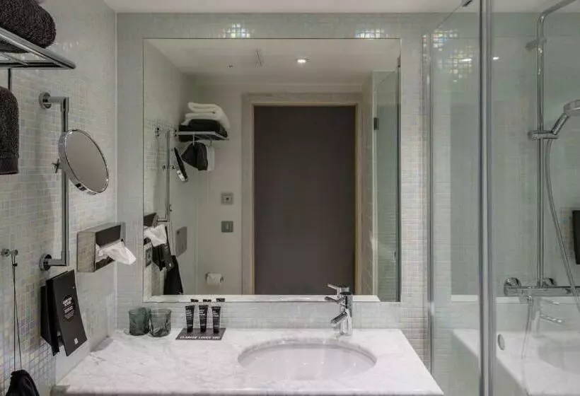 Superior-huone, Clarion Hotel Helsinki