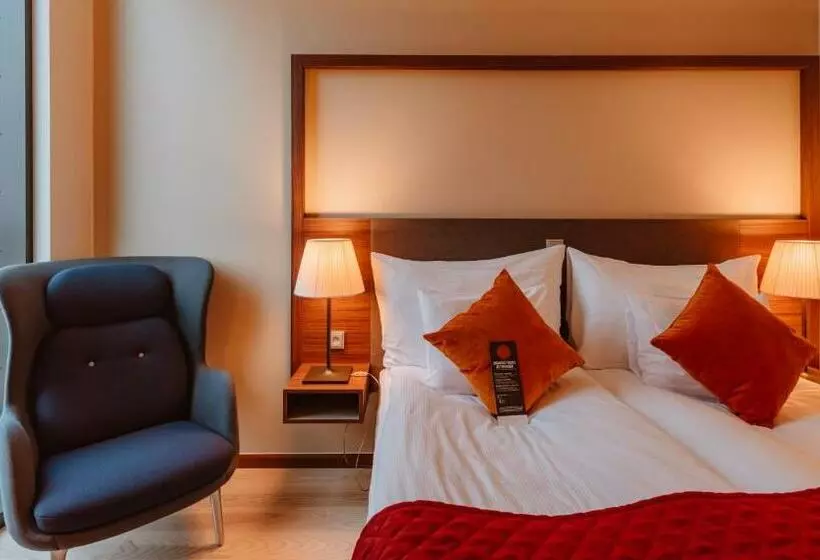 Superior-huone, Clarion Hotel Helsinki