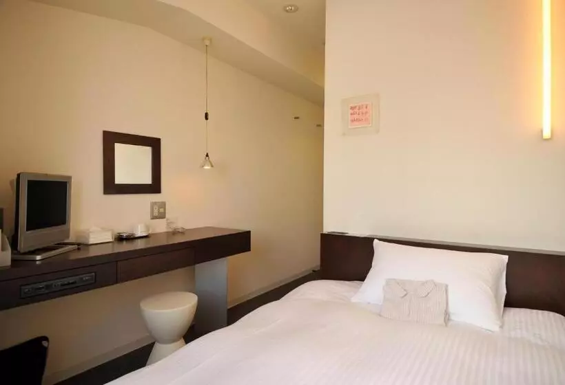 スタンダードシングルルーム, 7 Days Hotel Plus